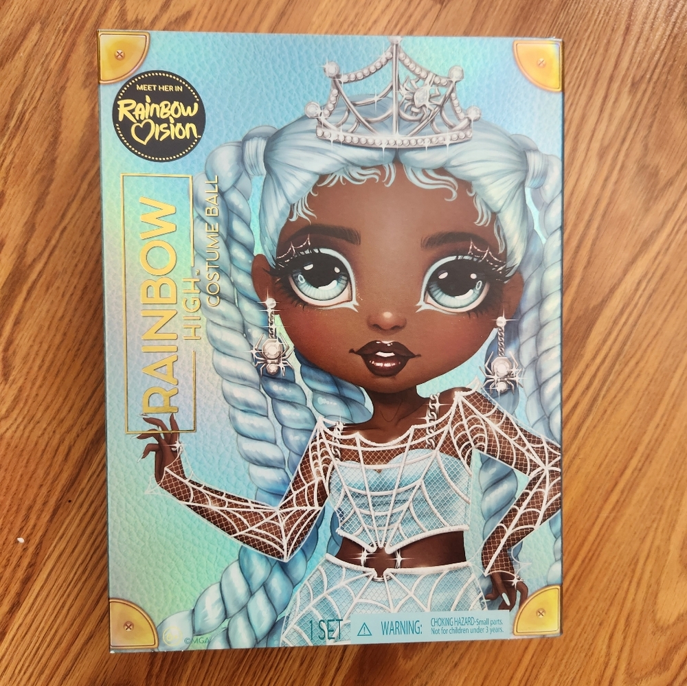 Rainbow High Costume Ball Robin Sterling Doll Spider Queen - New Special Edition